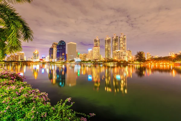 benjasiri Park twilght