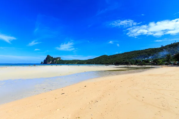 Isla kho phi phi en Tailandia krabi —  Fotos de Stock