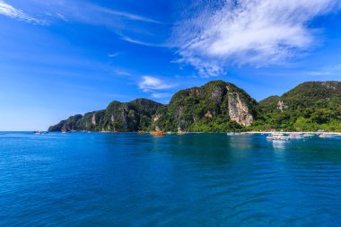 ada phiphi 