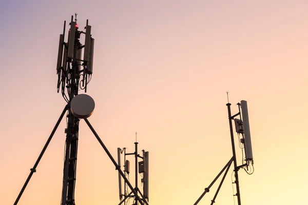  hücresel anten yayın istasyonu