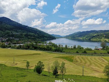Oberdorf Immenstadt yakınlarındaki Allgau Alplerinde Niedersonthofersee, Almanya