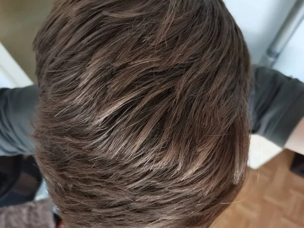 Foto Close Cabelo Cuidados Com Cabelo Cabelo Castanho Homem Meia — Fotografia de Stock