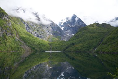 Norveç Sunndal Hardangerfjord Bondhusvatnet Buzul Gölü Bondhusbreen Buzulu