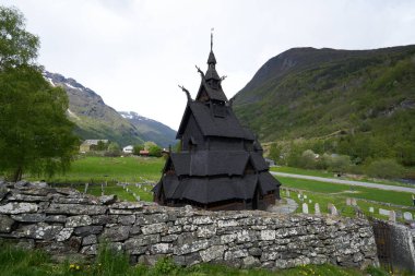 Borgund Kilisesi. 1180 'den 1250' ye Norveç 'te inşa edilmiş.