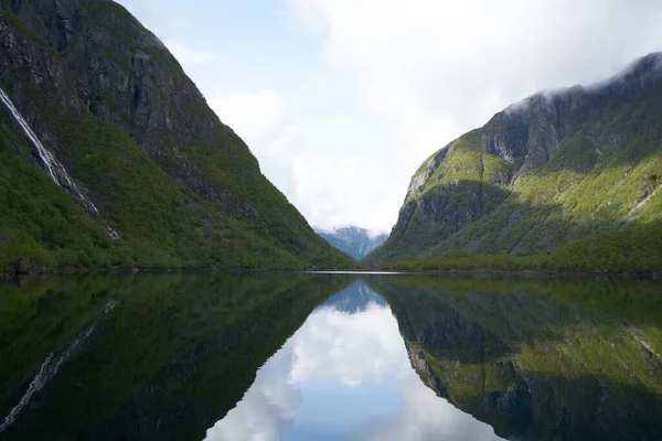 Norveç Sunndal Hardangerfjord Bondhusvatnet Buzul Gölü Bondhusbreen Buzulu