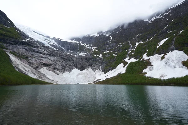 Parque Nacional Jostedalsbreen Condado Sogn Fjordane Noruega Glaciar Boyabreen Primavera —  Fotos de Stock