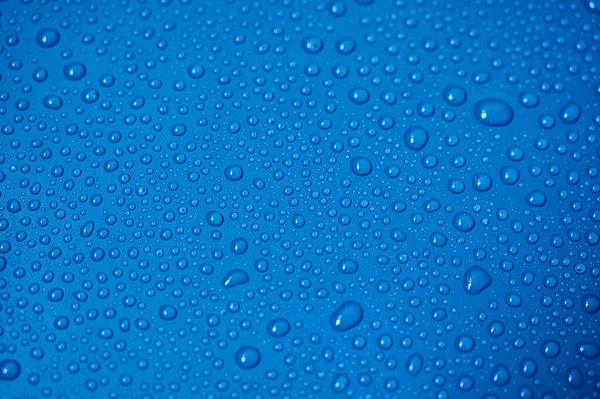 Gotas Água Fundo Azul — Fotografia de Stock