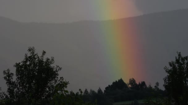 Rainbow Distance Rain Detail — 图库视频影像