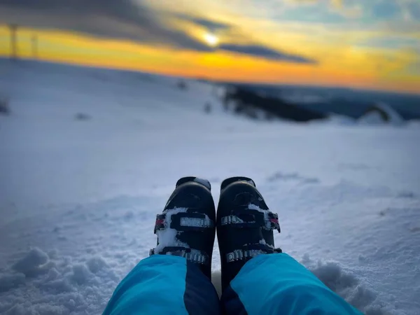 Skiing Boots Sunset Mountains — Stock Photo, Image