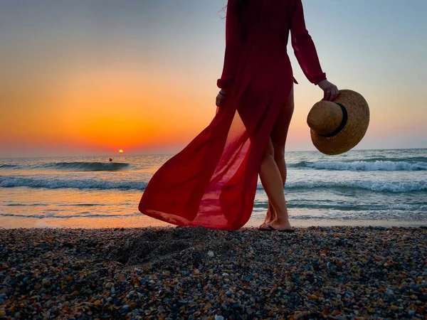 Rear View Woman Long Red Dress Summer Hat Standing Beach — Stockfoto