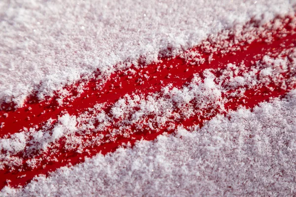 Flocons Neige Moelleux Sur Fond Métallique Rouge Concept Première Neige — Photo