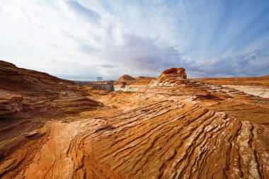 Kırmızı dalgalı kumtaşı oluşumu Glan Canyon Ulusal Rekreasyon alanı, Page, Arizona
