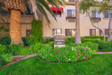 Las Vegas, Nevada, ABD - 1 Ekim 2021 Las Vegas Tuscany Suites and Casinos Resort, Las Vegas Strip and Convention Center 'a birkaç dakika uzaklıkta lüks bir otel