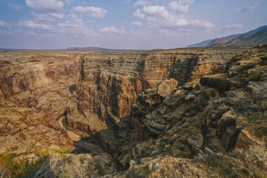 Küçük Colorado Nehri Boğazı, tarihi Büyük Kanyon 'a açılan kapı. Küçük Colorado Nehri Navajo Kabile Parkı, Arizona.