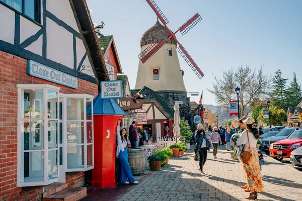 Solvang California Usa 2021 December Windmill Solvang Tower Pizza Main — Stock Fotó