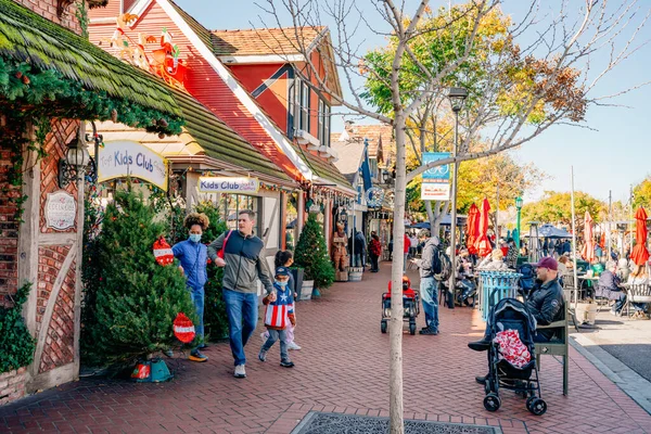 Solvang California Usa December 2021 Karácsony Solvang Utca Utcára Néző — Stock Fotó