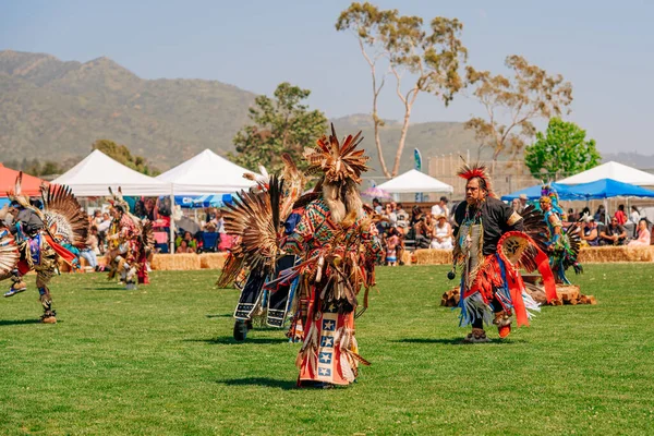 Malibu California Usa April 2022 Powwow Men Competitive Dancing Native — ストック写真