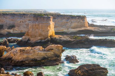 Rugged cliffs and Pacific Ocean, California Central Coast