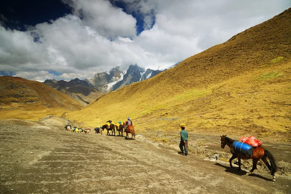 Cordiliera Huayhuash, Peru, South America — Stock Photo, Image