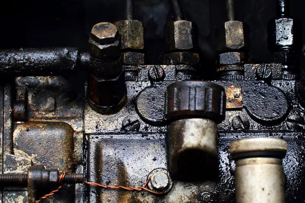 eski vintage dizel motor parçaları