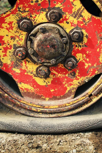 Flat tyre of a tractor — Stock Photo, Image