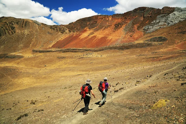 Trekking in Cordiliera Kordillerában — Stock Fotó