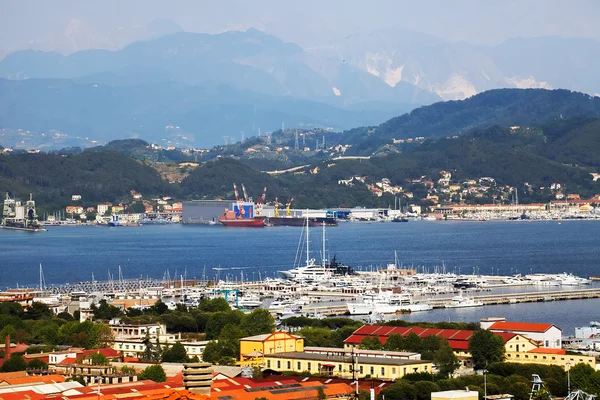 La spezia an der ligurischen küste, italien, europa — Stockfoto