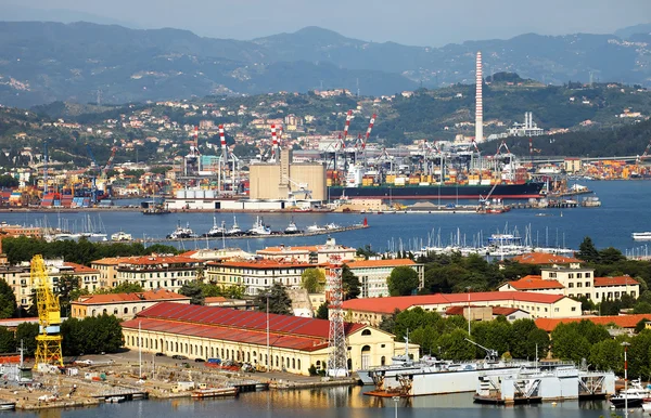 La spezia an der ligurischen küste, italien, europa — Stockfoto