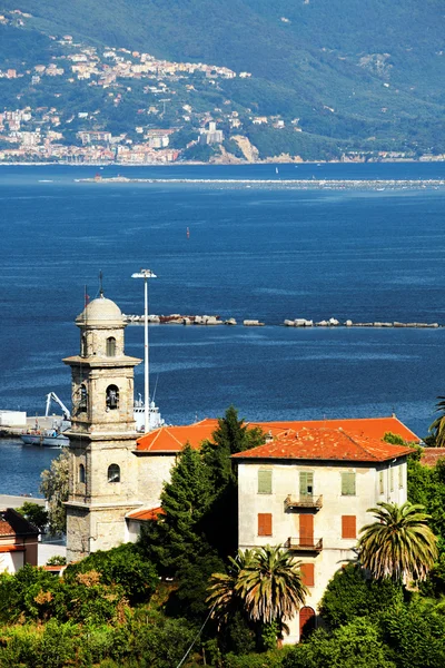 La spezia ligurian kıyısında, İtalya, Avrupa — Stok fotoğraf