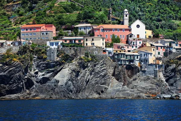 Cinque terre ligurian kıyısında, İtalya, Avrupa — Stok fotoğraf
