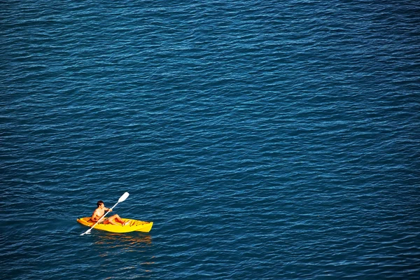 Lonely boat on the Ligurian Sea — Stock Photo, Image