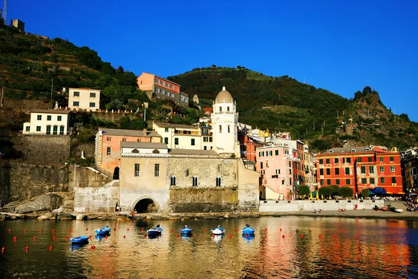 Vernazza Köyü, Cinque Terre, İtalya — Stok fotoğraf