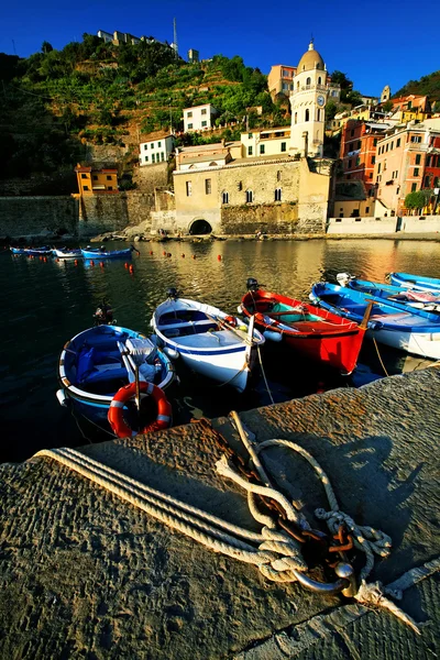 Vernazza Dorf, Cinque Terre, Italien — Stockfoto