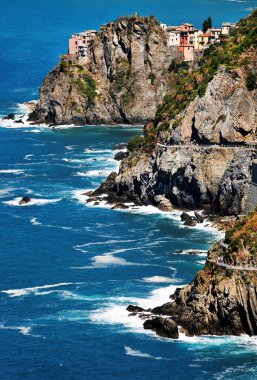 via del amore ve manarola köyünün havadan görünümü