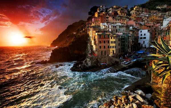 Riomaggiore günbatımı ışığı — Stok fotoğraf