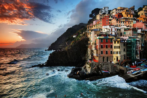 Riomaggiore günbatımı ışığı — Stok fotoğraf