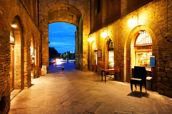 San Gimignano Middelalderlandsby, Italia, Europa – stockfoto