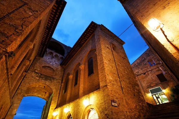 San Gimignano Middeleeuws dorp, Italië, Europa — Stockfoto