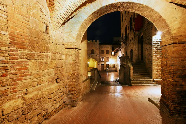 Mittelalterliches Dorf San Gimignano, Italien, Europa — Stockfoto