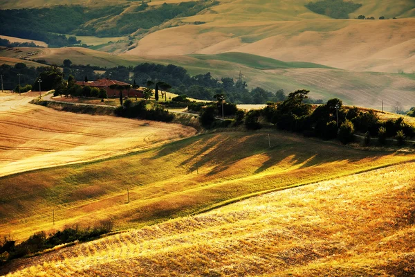 Widok na typowy krajobraz Toskanii, Włochy — Zdjęcie stockowe