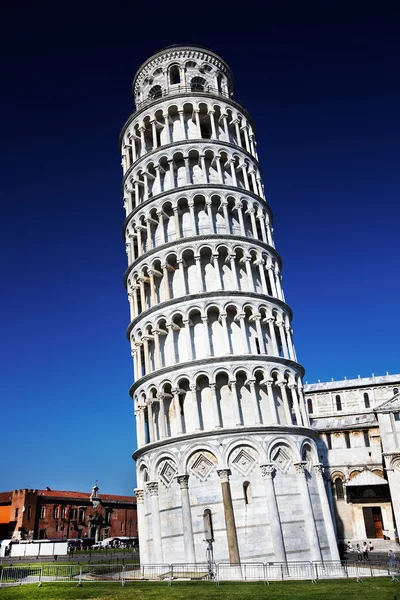 A Torre Inclinada, Pisa, Itália, Europa — Fotografia de Stock