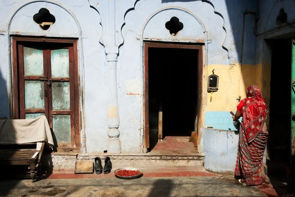 Straßenszene im alten delhi, indien, asien — Stockfoto