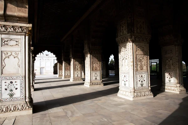 Detalhe arquitetônico de Lal Qila - Forte Vermelho em Delhi, Índia — Fotografia de Stock