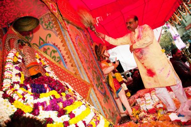 holi festival üzerinde boya kaplı