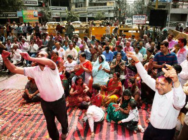 holi festival üzerinde boya kaplı