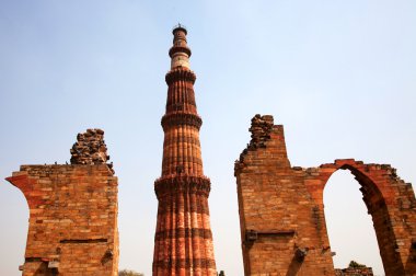 Zoolojik (Şah) minar, dünya ve Türkiye, kırmızı kumtaşı ve mermer 1199 yılında inşa en yüksek Minare en yüksek müstakil taş kule. UNESCO dünya mirası. Hindistan