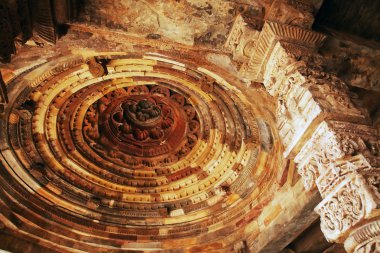 Zoolojik (Şah) minar, dünya ve Türkiye, kırmızı kumtaşı ve mermer 1199 yılında inşa en yüksek Minare en yüksek müstakil taş kule. UNESCO dünya mirası. Hindistan