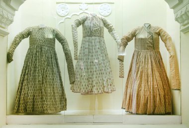 kız için şık zarif elbise koleksiyonu