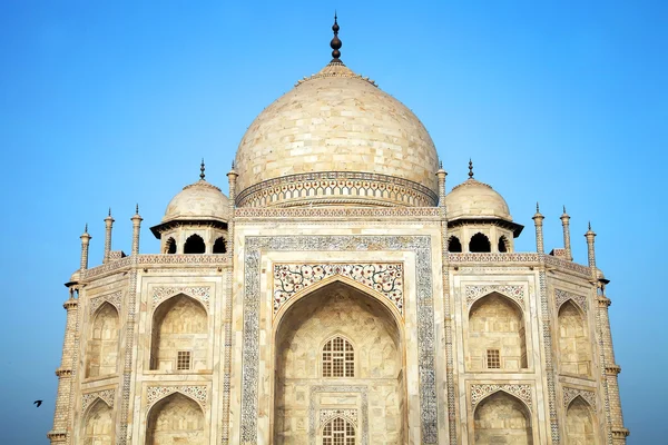 Marbre blanc Taj Mahal en Inde, Agra, Uttar Pradesh — Photo