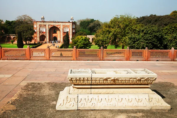 胡马雍陵墓，新德里，印度-二莫卧儿皇帝的陵墓 — 图库照片
